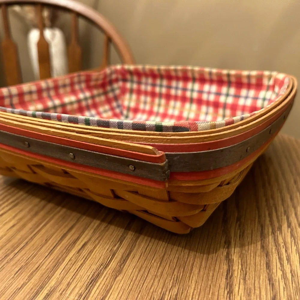 Longaberger Good Ol Summertime Picnic Pal Basket Divided with fabric Lin…